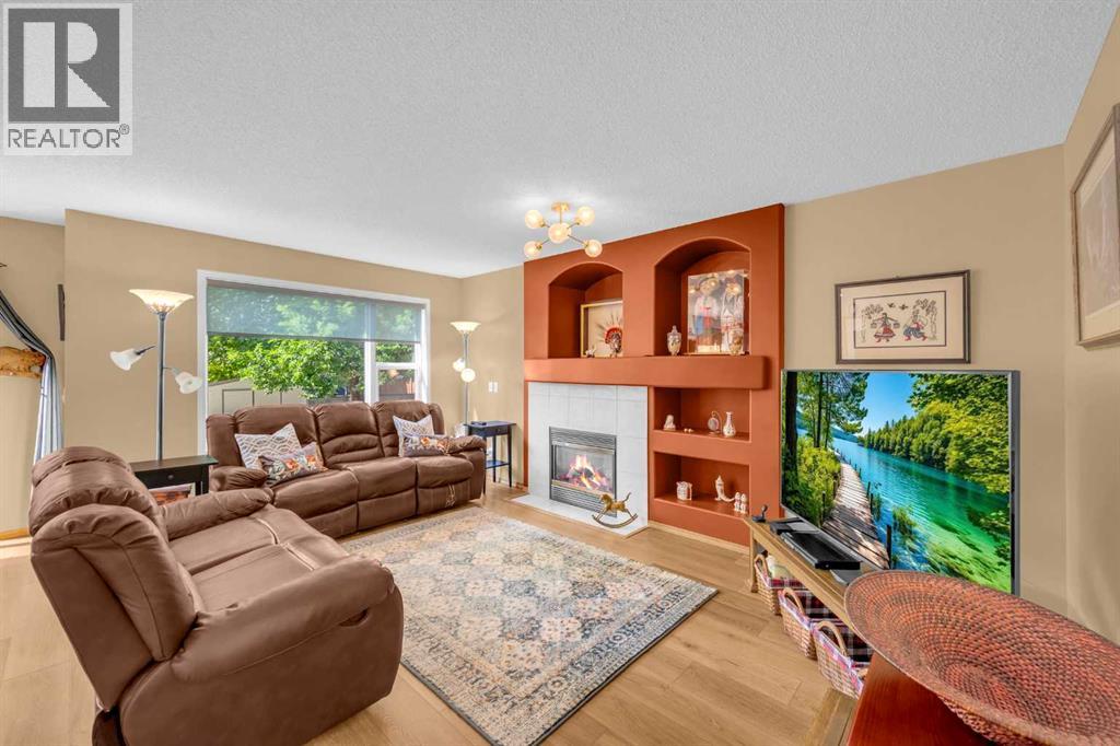Photo 11 of 198 Panorama Hills Close Nw, Calgary AB