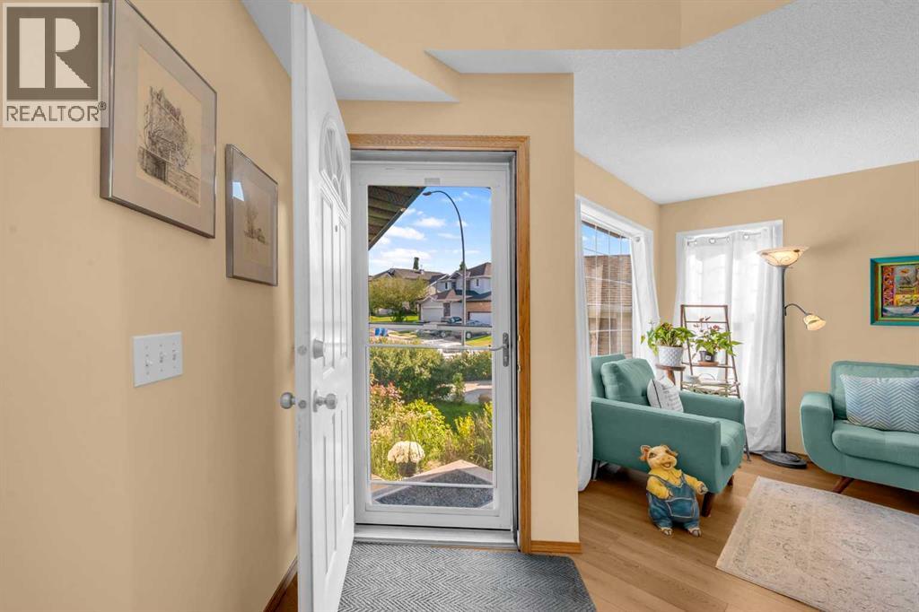 Photo 4 of 198 Panorama Hills Close Nw, Calgary AB