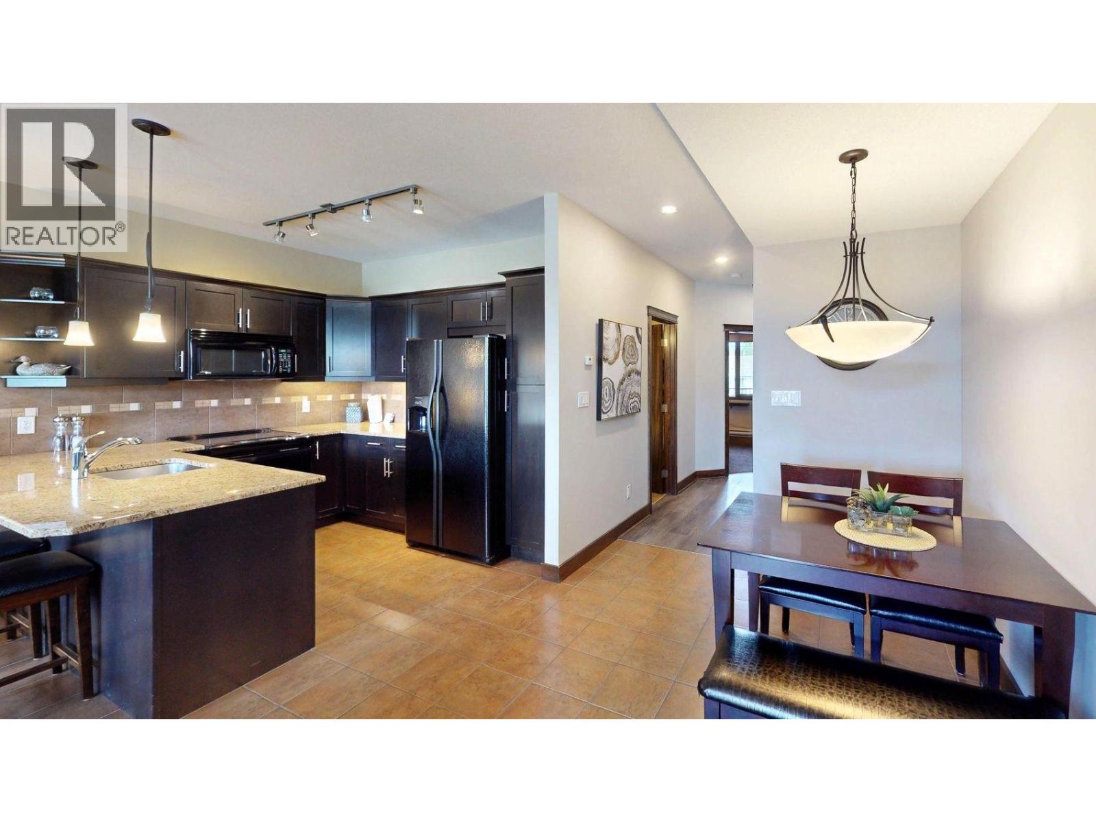 Photo 19 of 800 Bighorn Boulevard Unit 825 E, Radium Hot Springs BC