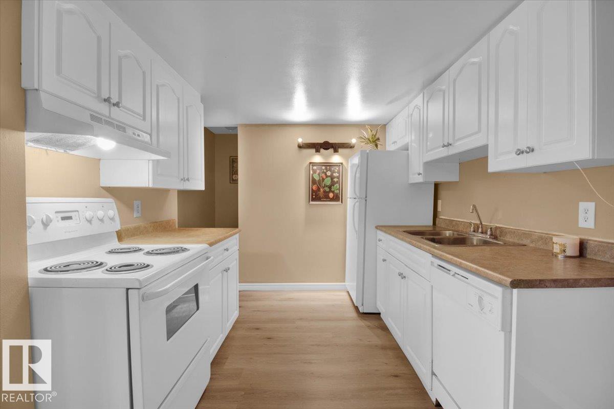 Photo 15 of 500 2908 116 A Av Nw, Edmonton AB