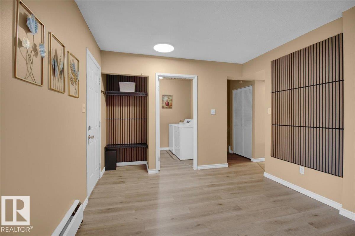Photo 3 of 500 2908 116 A Av Nw, Edmonton AB