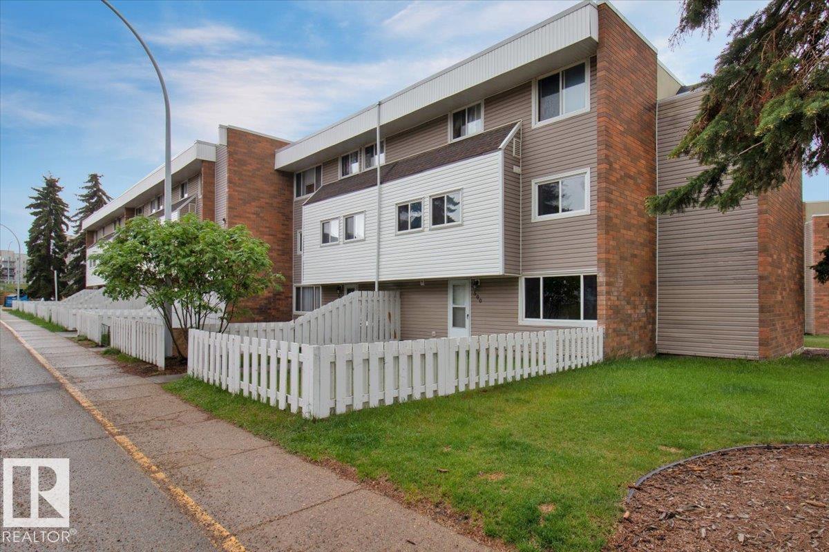 Photo 31 of 500 2908 116 A Av Nw, Edmonton AB