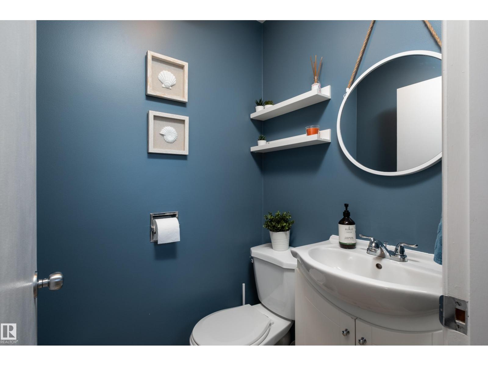 Photo 18 of 7708 106 A Av Nw, Edmonton AB