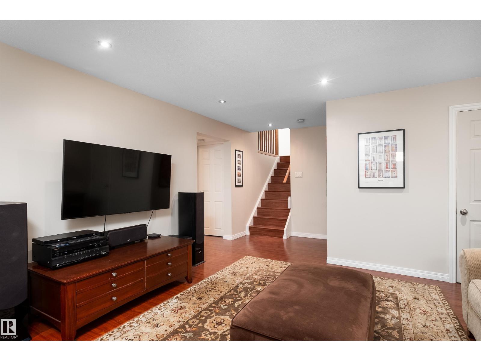 Photo 27 of 7708 106 A Av Nw, Edmonton AB