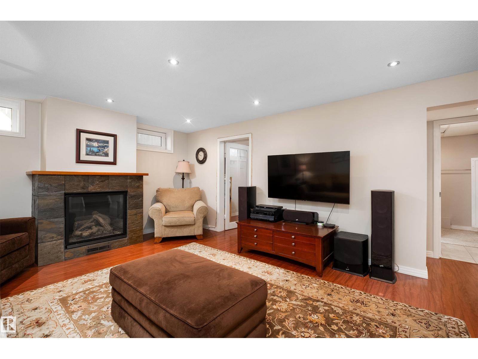 Photo 29 of 7708 106 A Av Nw, Edmonton AB