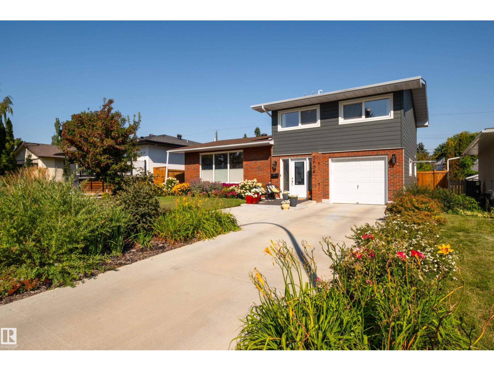 Photo 36 of 7708 106 A Av Nw, Edmonton AB