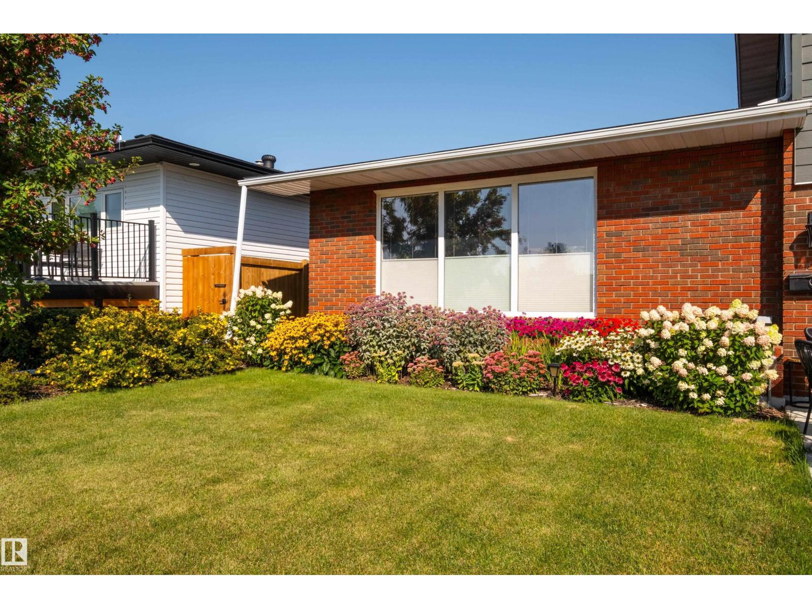 Photo 38 of 7708 106 A Av Nw, Edmonton AB