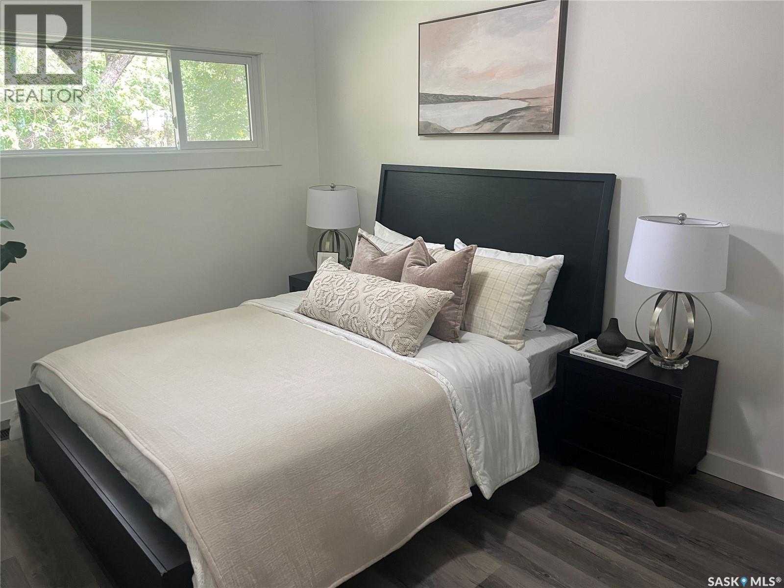 Photo 17 of 711 18th Avenue E, Regina SK