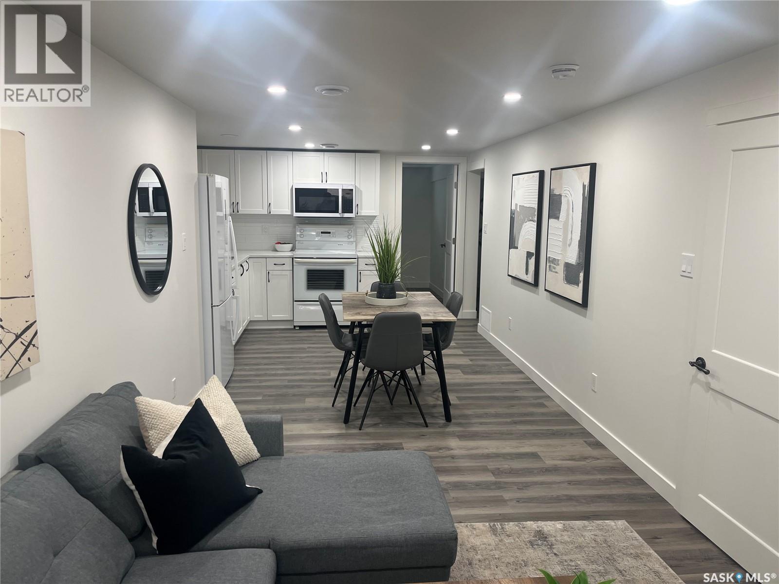 Photo 26 of 711 18th Avenue E, Regina SK