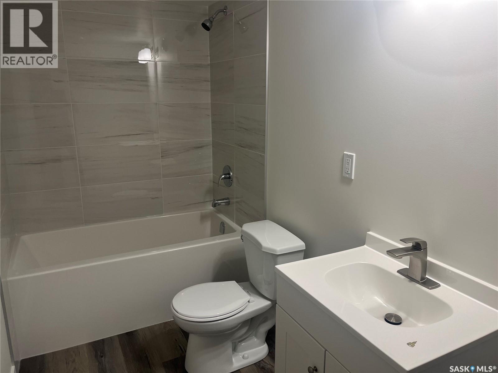 Photo 29 of 711 18th Avenue E, Regina SK