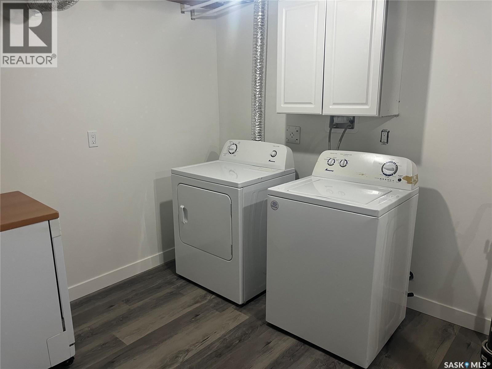 Photo 30 of 711 18th Avenue E, Regina SK