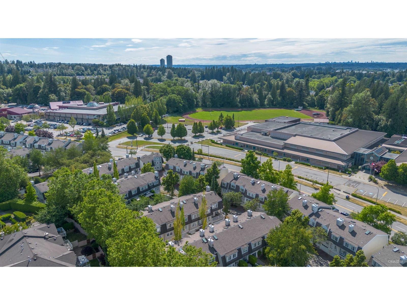Photo 26 of 41 8930 Walnut Grove Drive, Langley BC