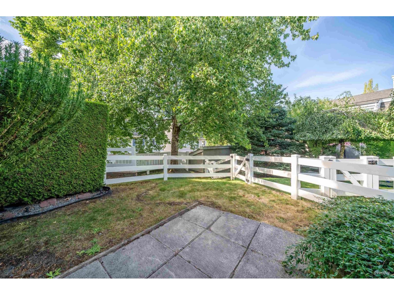 Photo 5 of 41 8930 Walnut Grove Drive, Langley BC