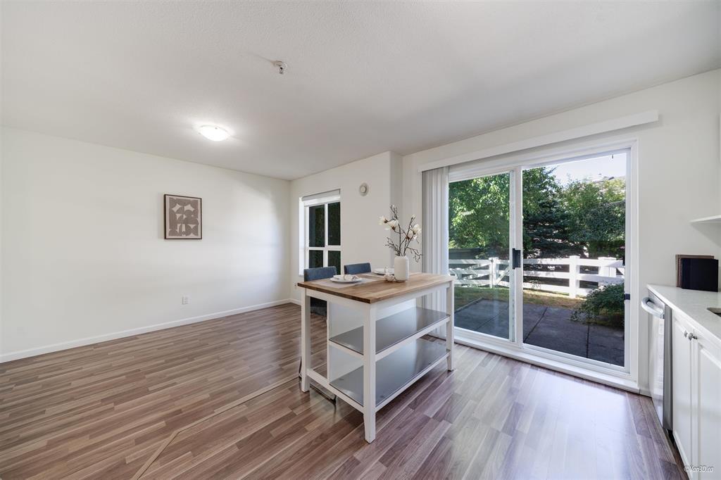 Photo 3 of 41 8930 Walnut Grove Drive, Langley BC