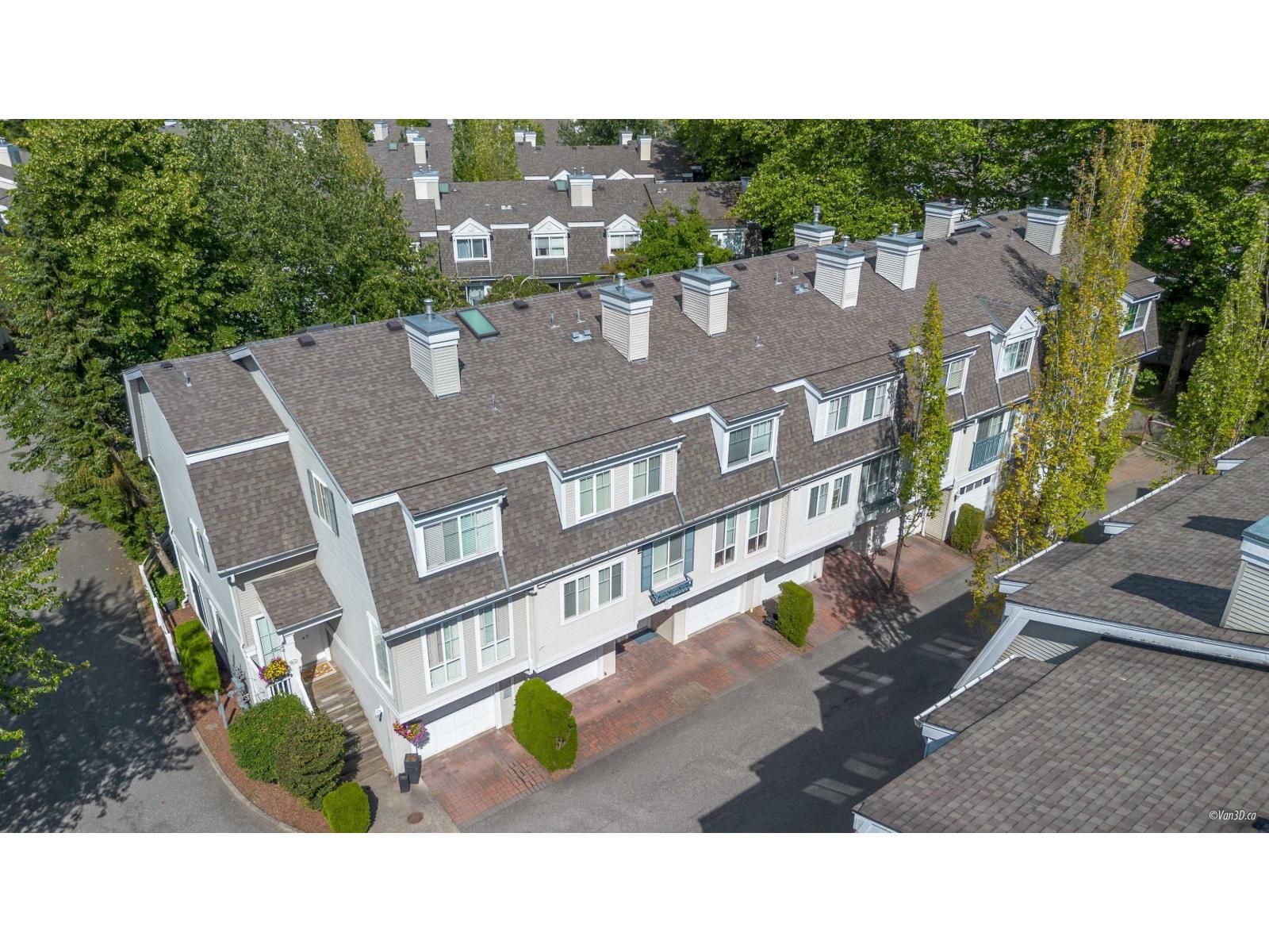 Photo 22 of 41 8930 Walnut Grove Drive, Langley BC