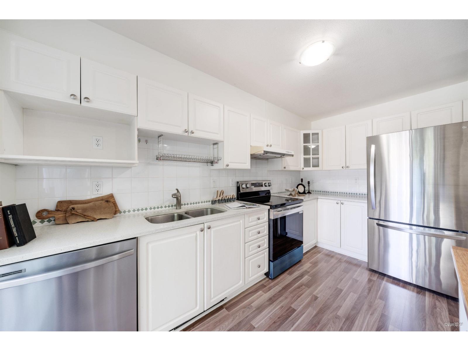 Photo 2 of 41 8930 Walnut Grove Drive, Langley BC