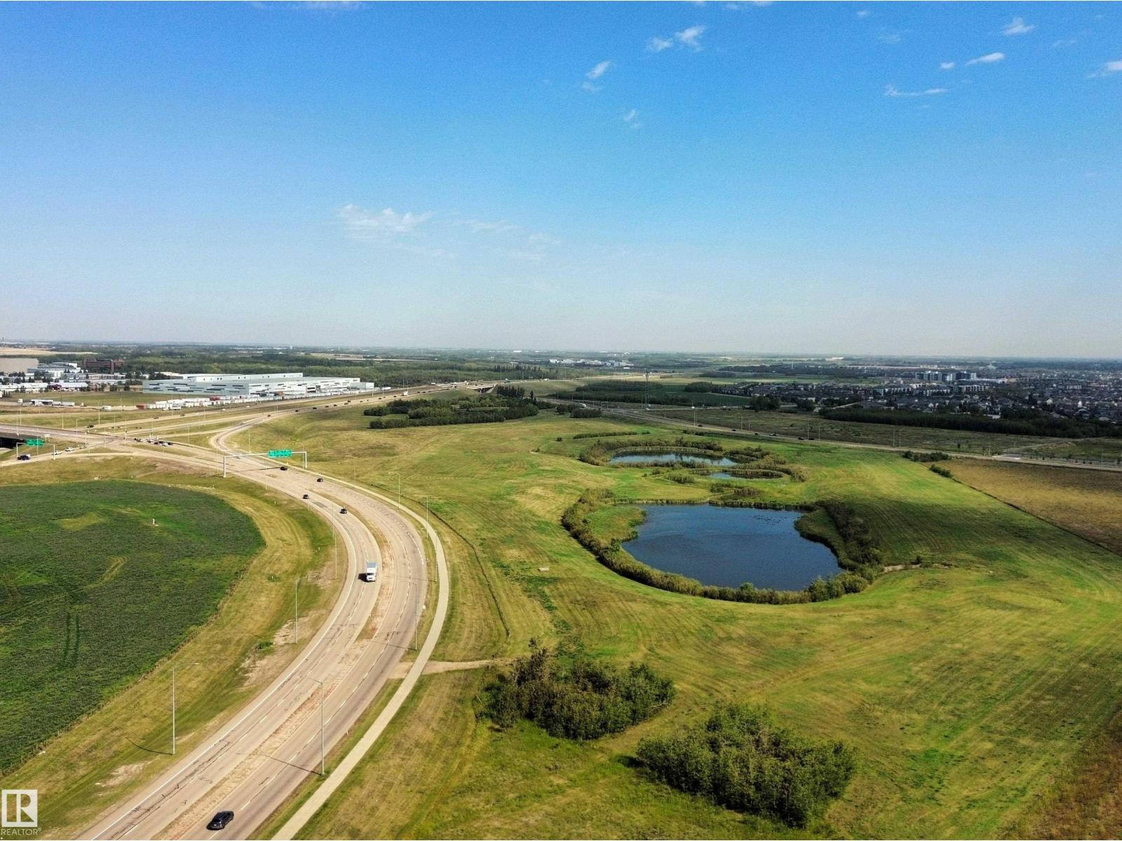 Photo 6 of 16003 Campbell Road Nw Nw, Edmonton AB
