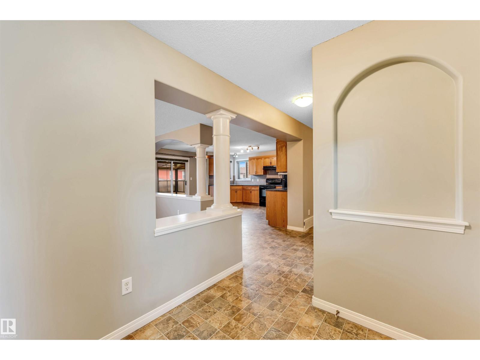 Photo 12 of 144 55 St Sw, Edmonton AB