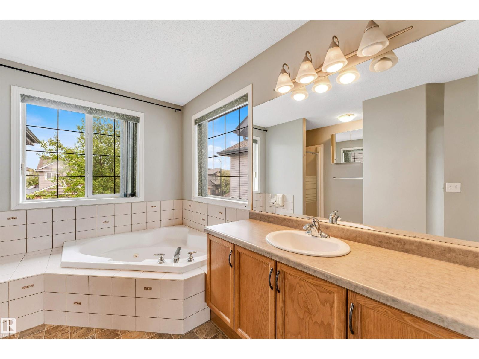 Photo 43 of 144 55 St Sw, Edmonton AB