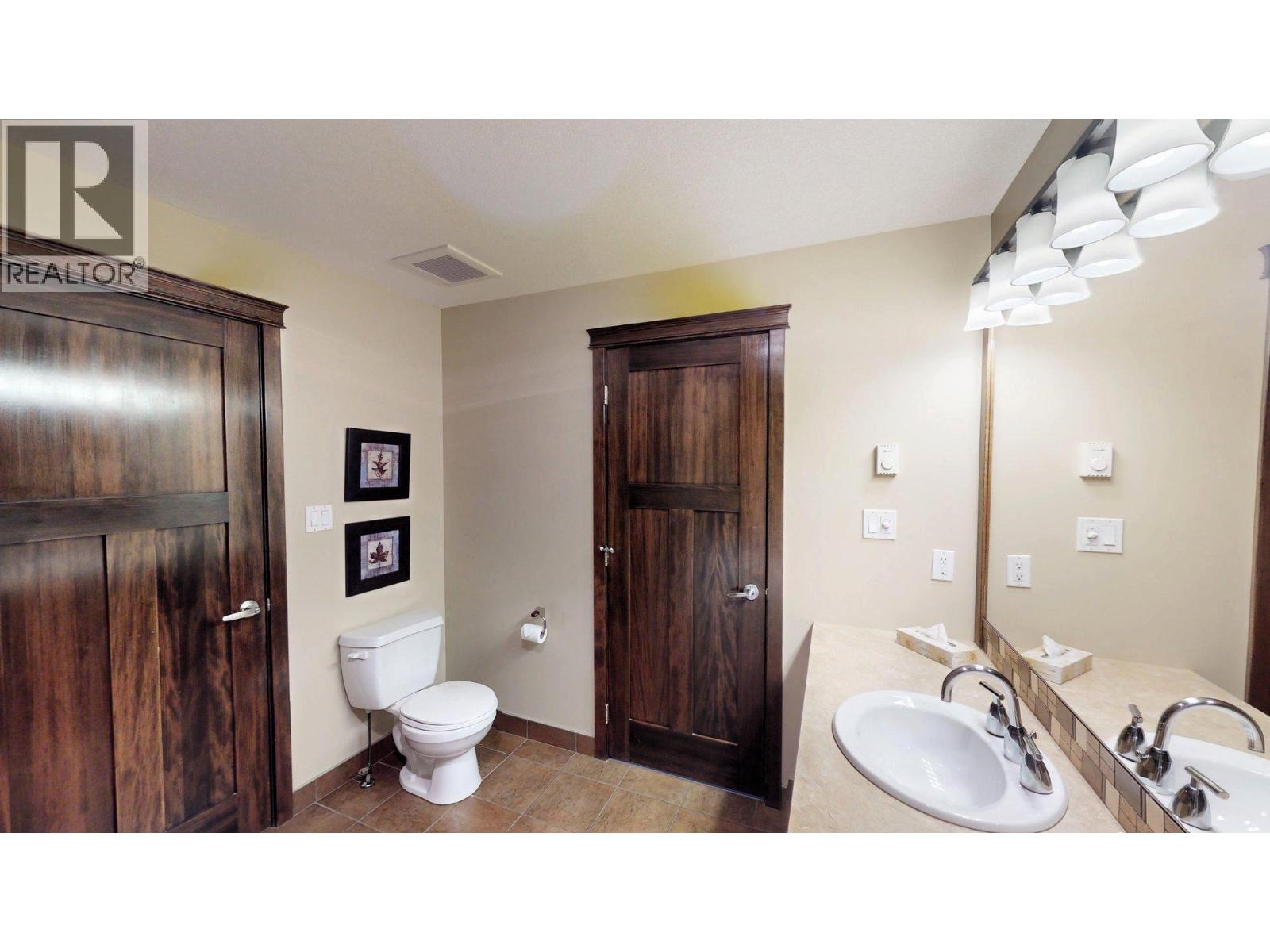 Photo 27 of 800 Bighorn Boulevard Unit 825 D, Radium Hot Springs BC