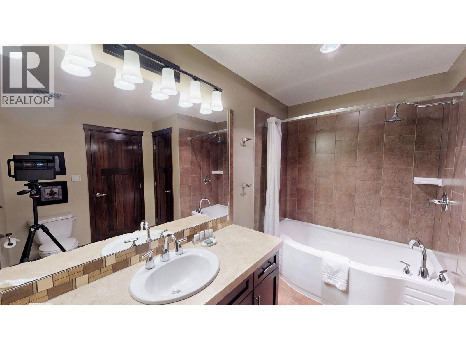 Photo 26 of 800 Bighorn Boulevard Unit 825 D, Radium Hot Springs BC