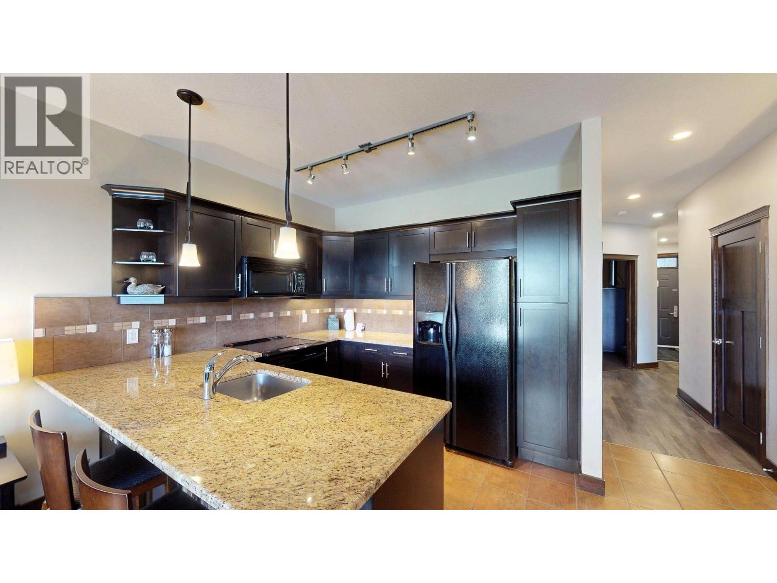 Photo 12 of 800 Bighorn Boulevard Unit 825 D, Radium Hot Springs BC