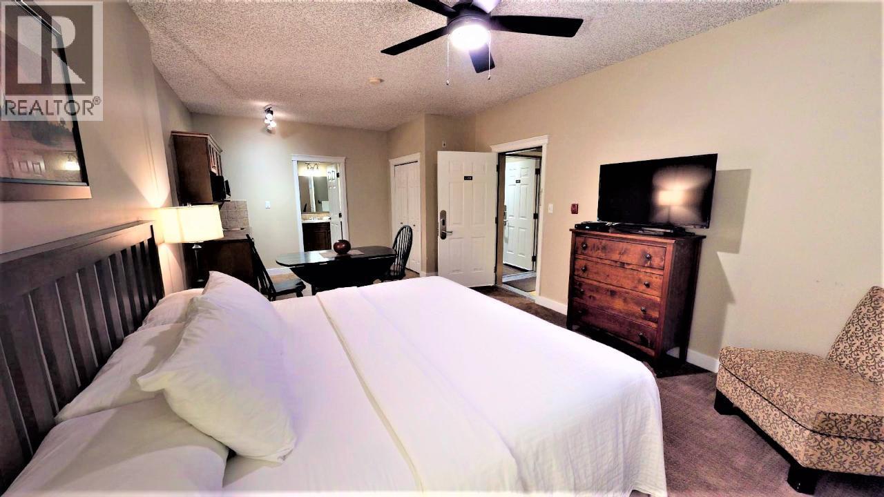 Photo 29 of 400 Bighorn Boulevard Unit 416 J, Radium Hot Springs BC