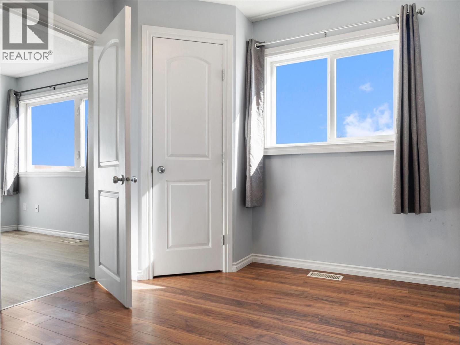 412 100 Avenue, Dawson Creek