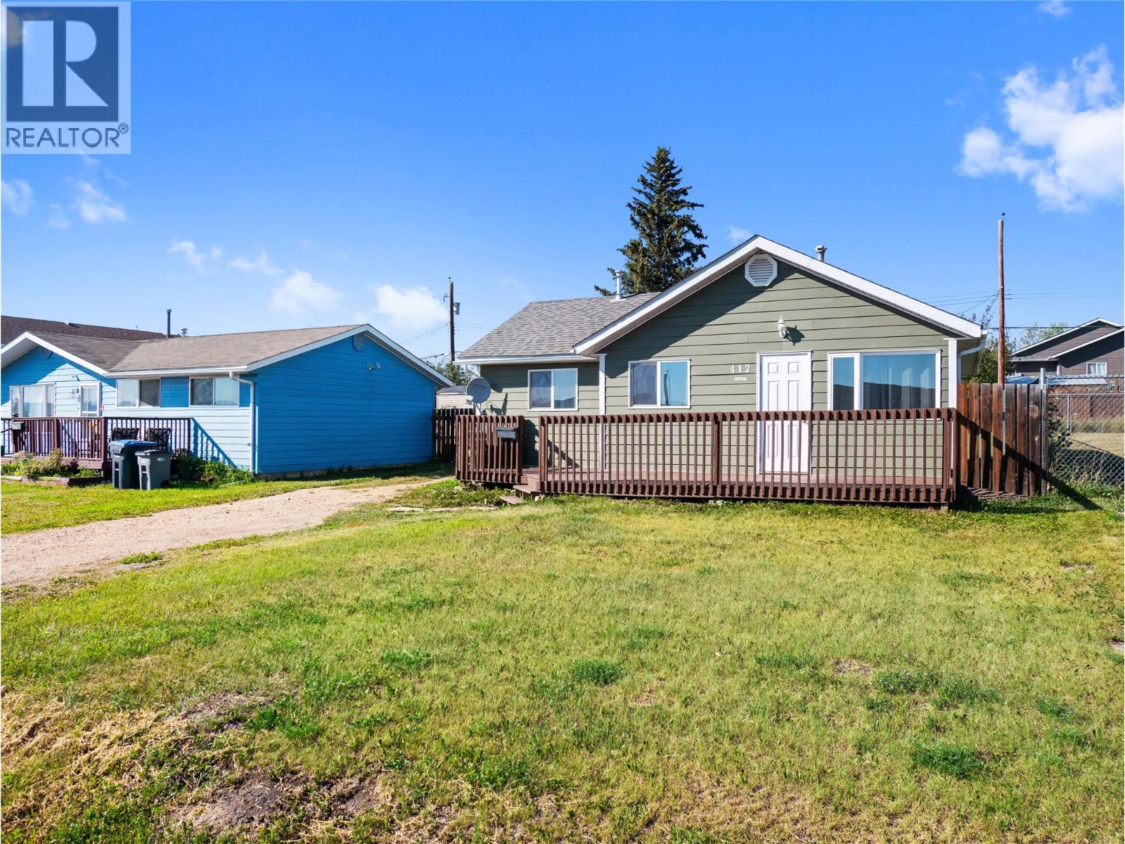 412 100 Avenue, Dawson Creek