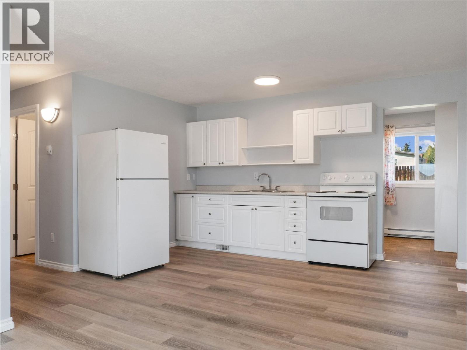412 100 Avenue, Dawson Creek