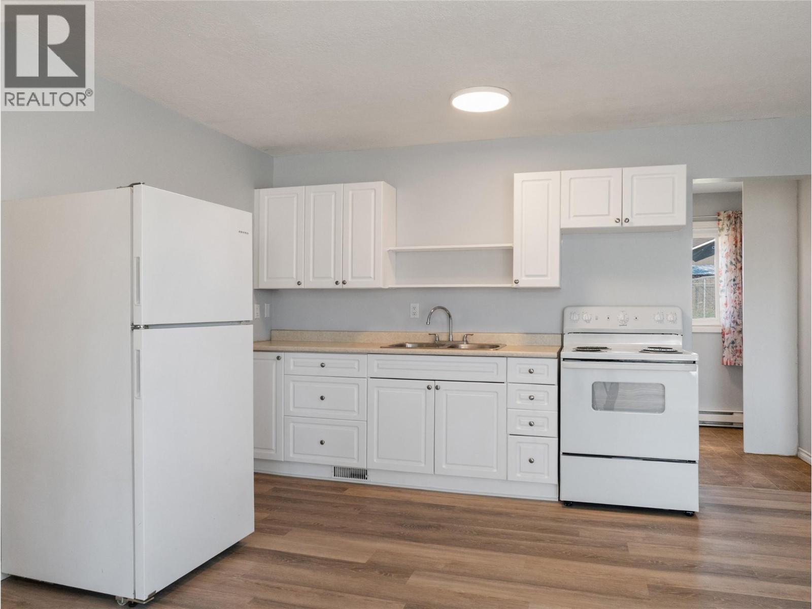 412 100 Avenue, Dawson Creek