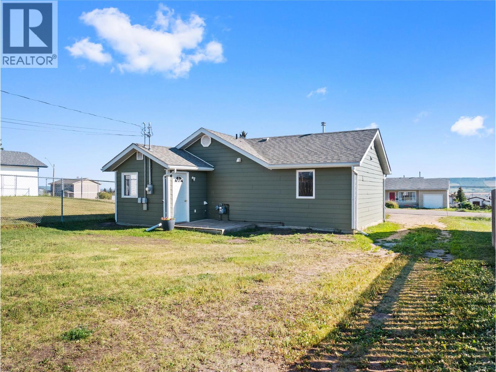 412 100 Avenue, Dawson Creek