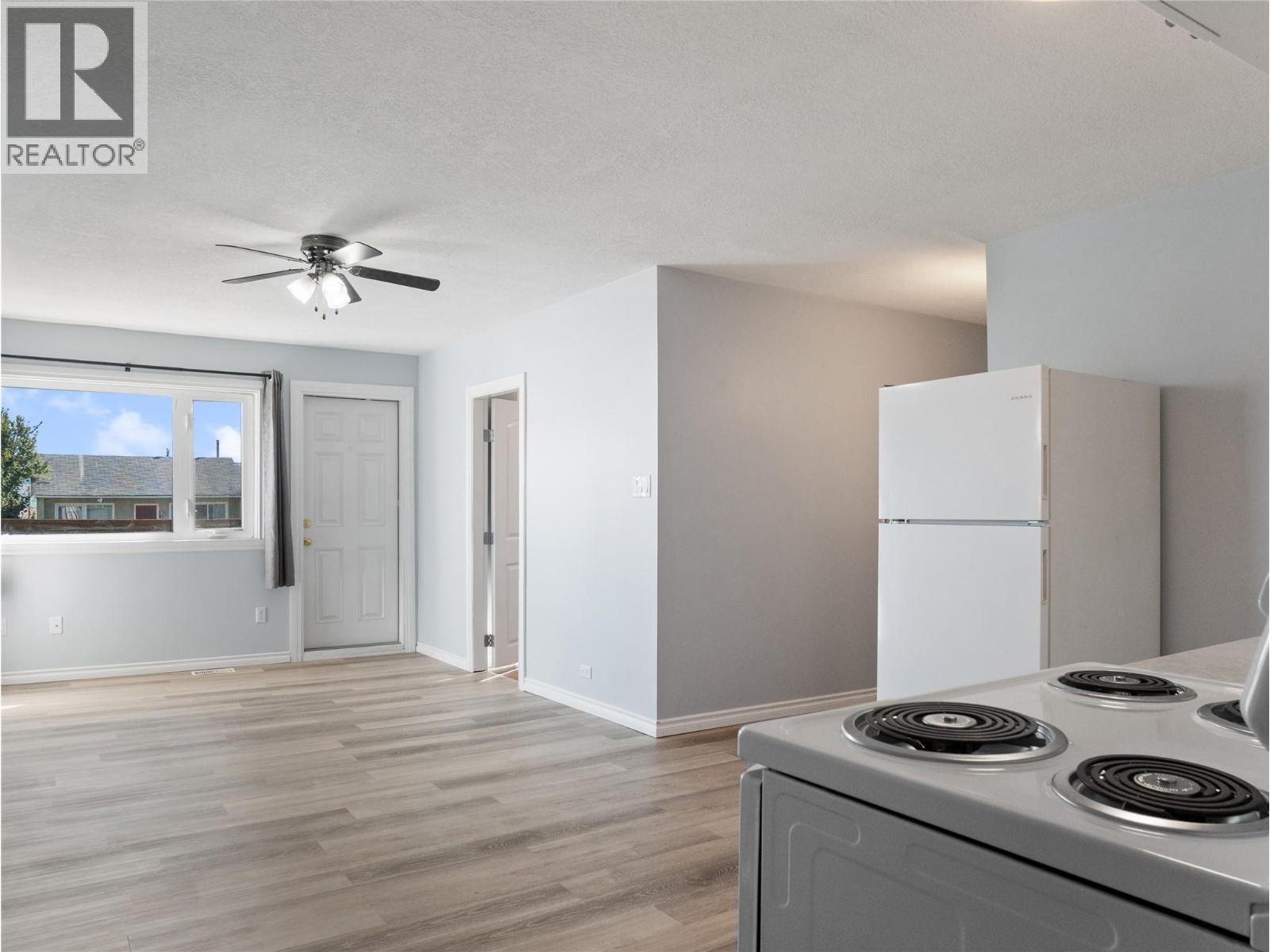 412 100 Avenue, Dawson Creek