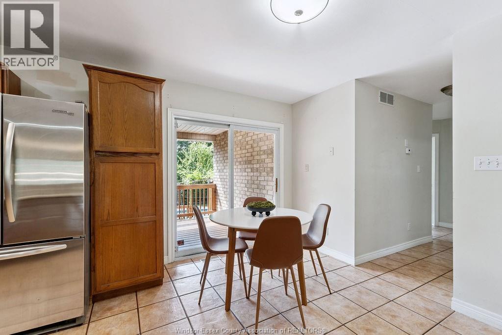 Photo 12 of 1544 Imperial Crescent, Windsor ON