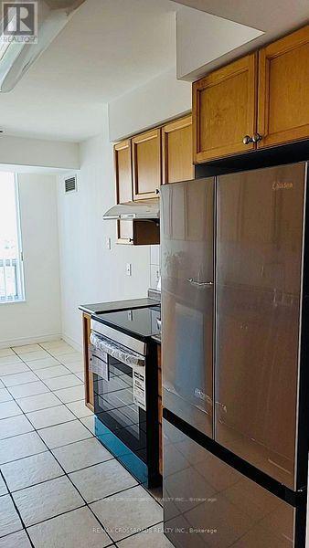 Photo 19 of 2106 18 Parkview Avenue, Toronto ON