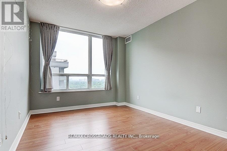 Photo 28 of 2106 18 Parkview Avenue, Toronto ON