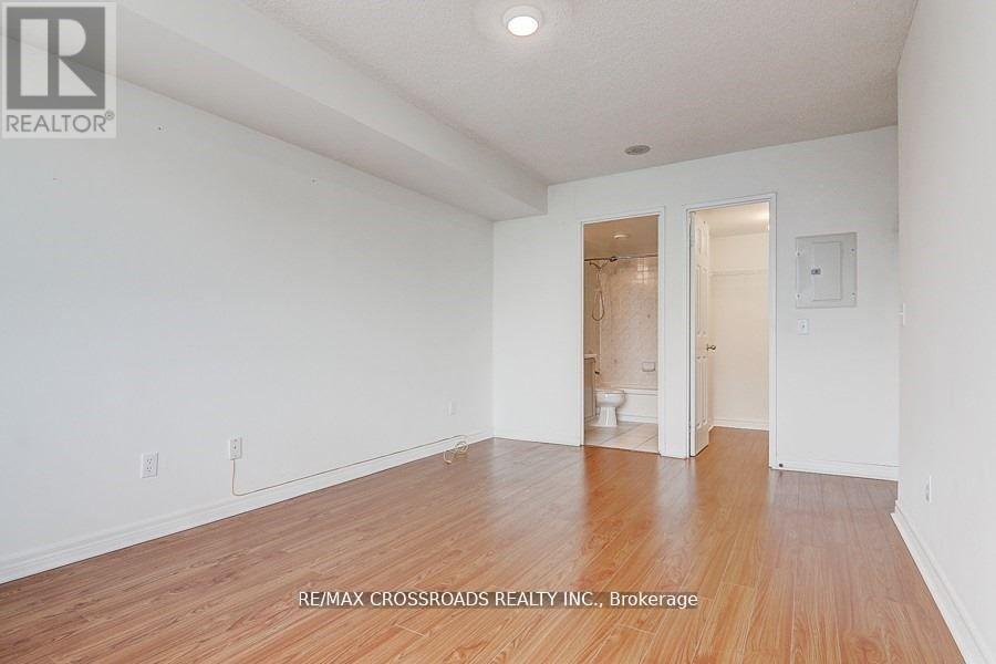 Photo 29 of 2106 18 Parkview Avenue, Toronto ON