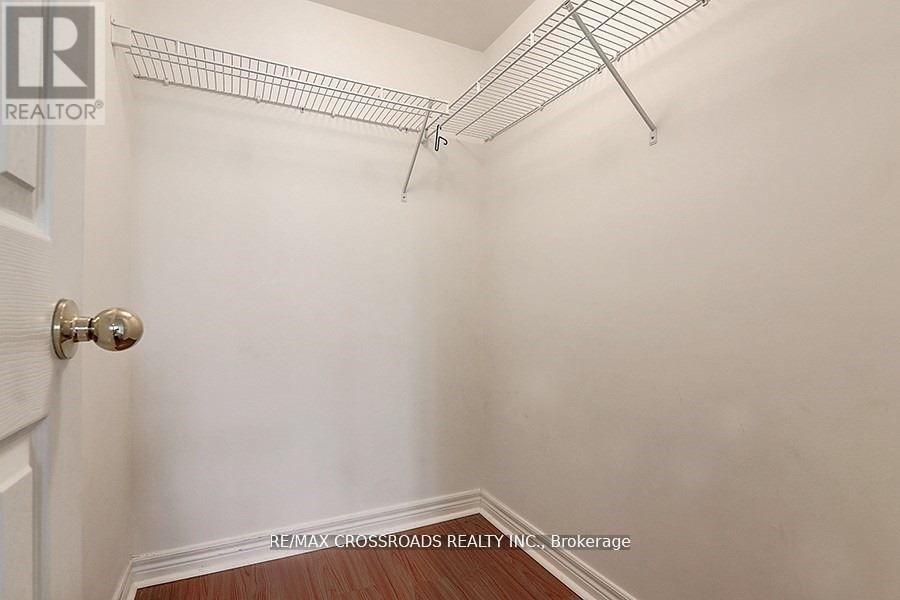 Photo 31 of 2106 18 Parkview Avenue, Toronto ON