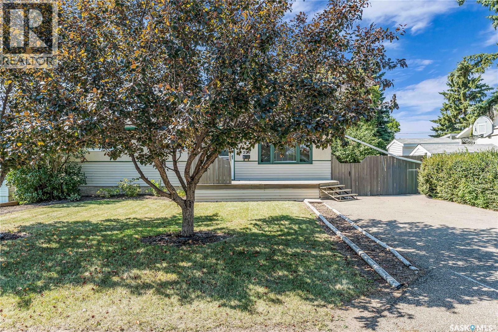 Photo 2 of Street 326 King Street, Balgonie SK