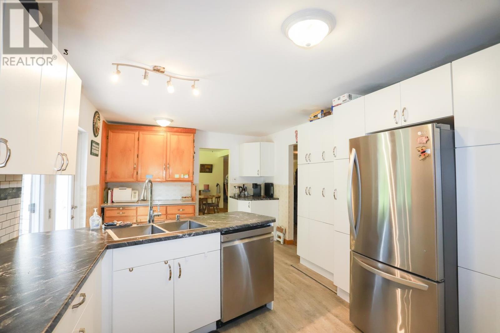 Photo 20 of 1187 Town Line Rd, Prince Township ON