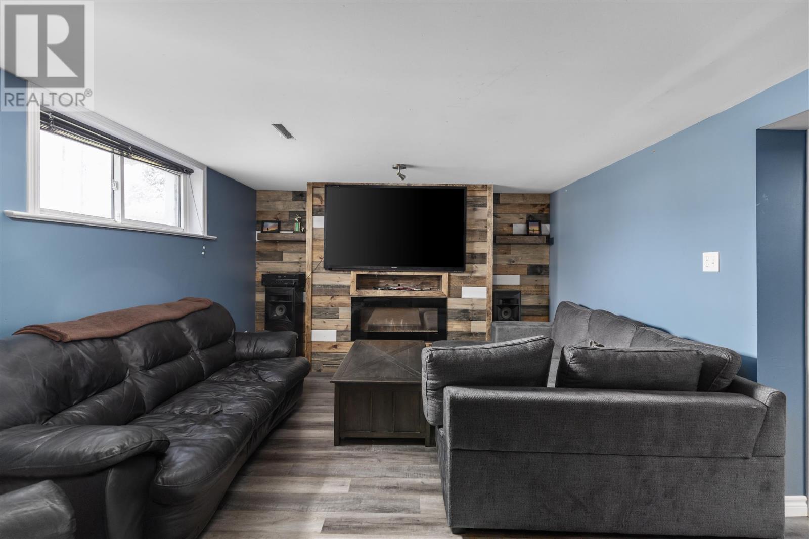 Photo 25 of 61 Cartier St, Sault Ste Marie ON