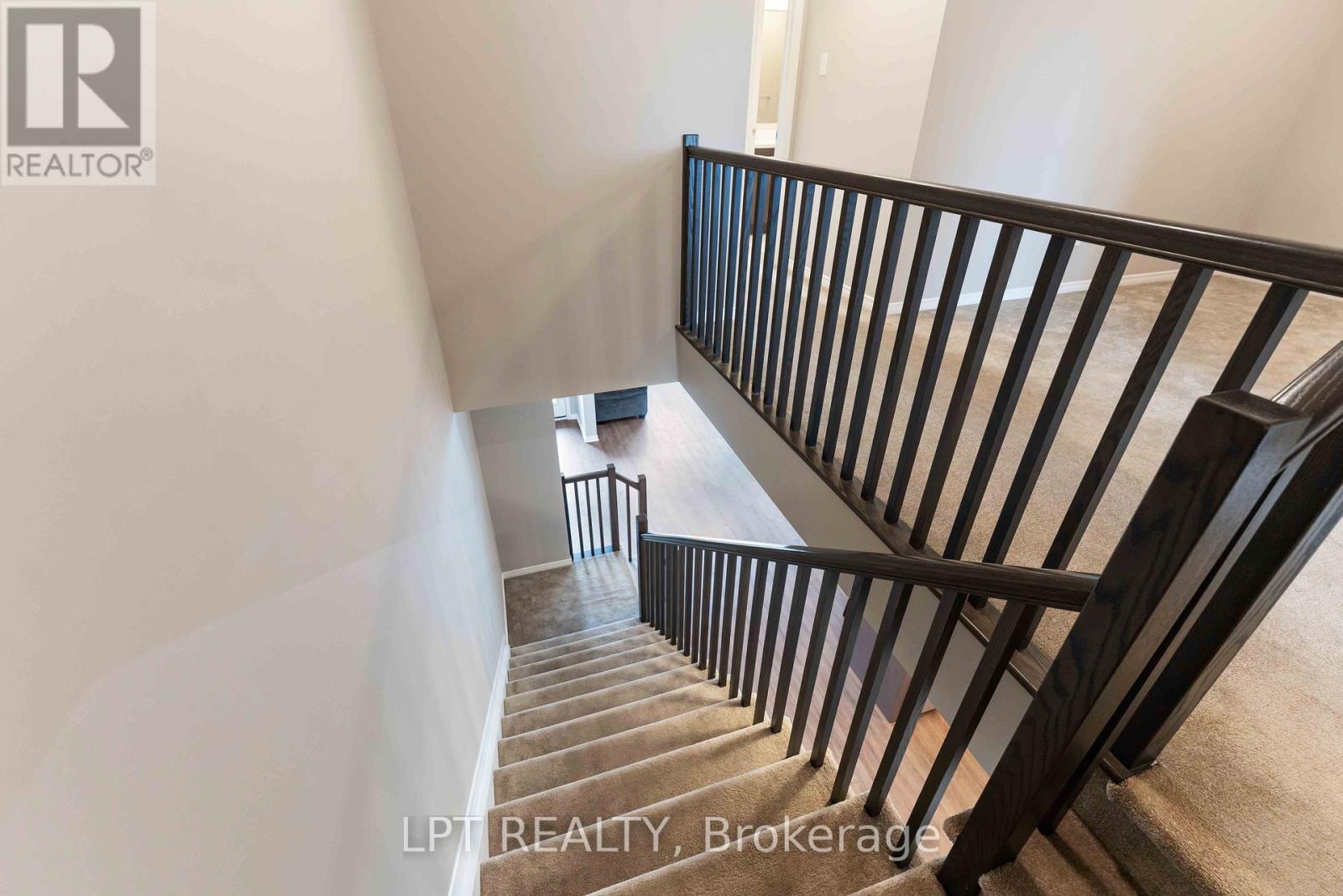 Photo 23 of 381 Cope Drive, Ottawa ON