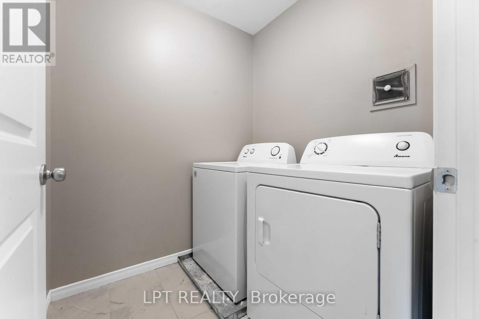 Photo 26 of 381 Cope Drive, Ottawa ON