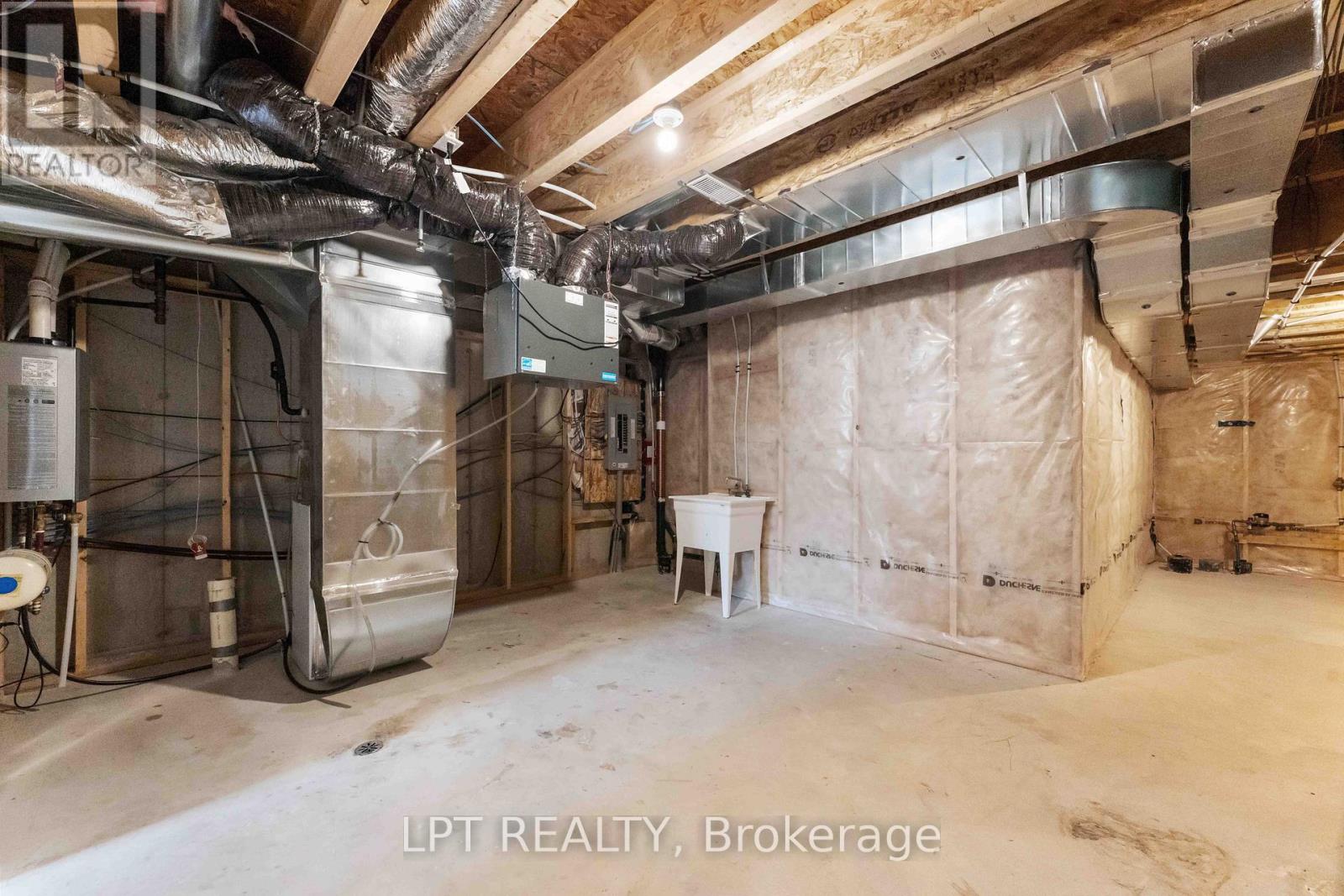 Photo 39 of 381 Cope Drive, Ottawa ON