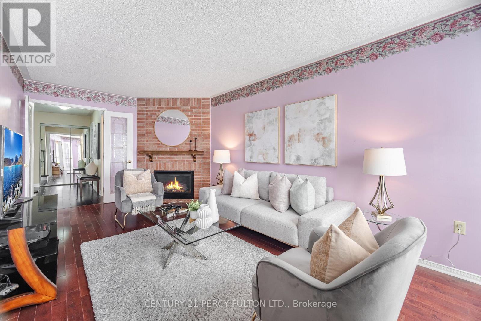 Photo 13 of 1602 Oakburn Street, Pickering ON