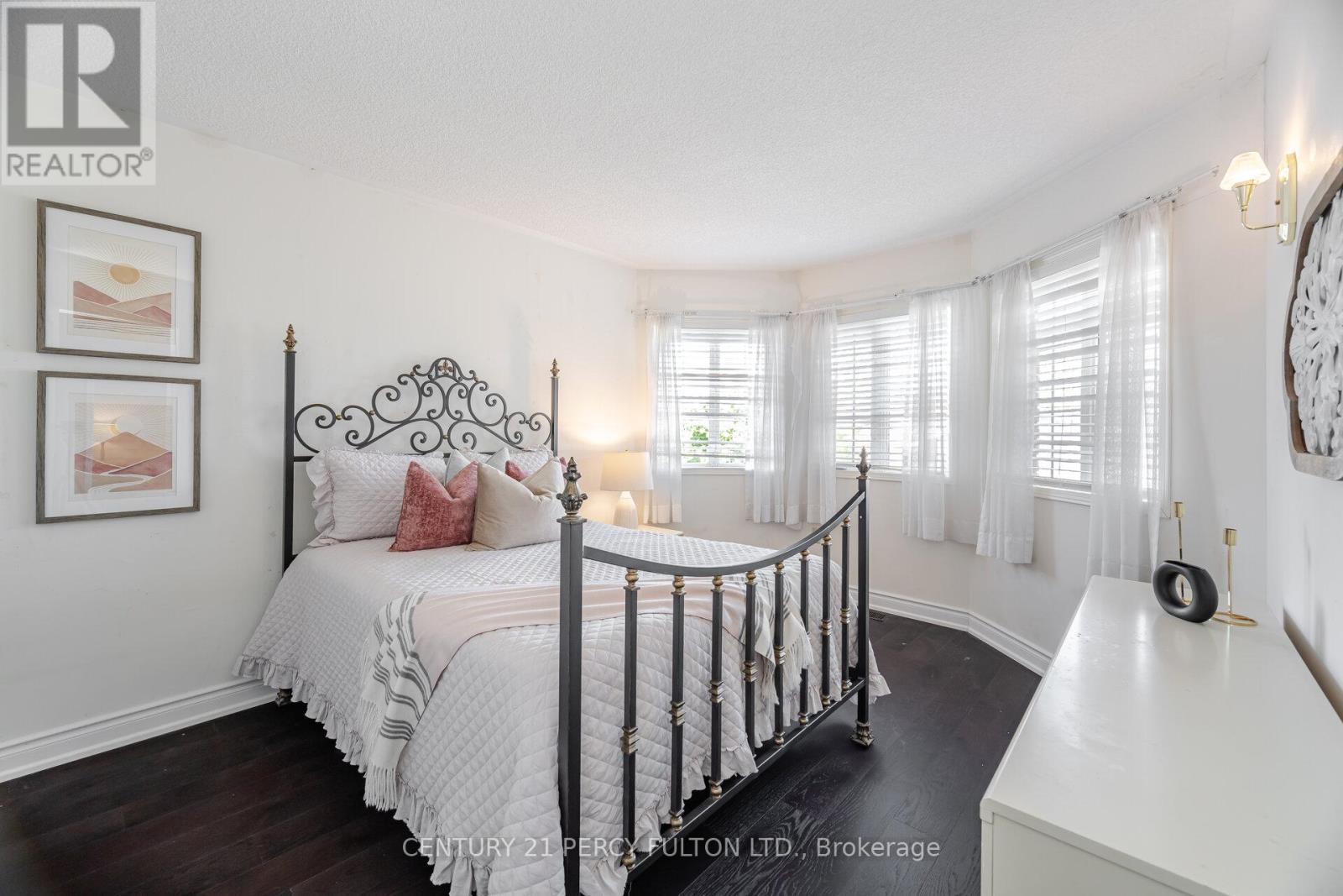 Photo 22 of 1602 Oakburn Street, Pickering ON