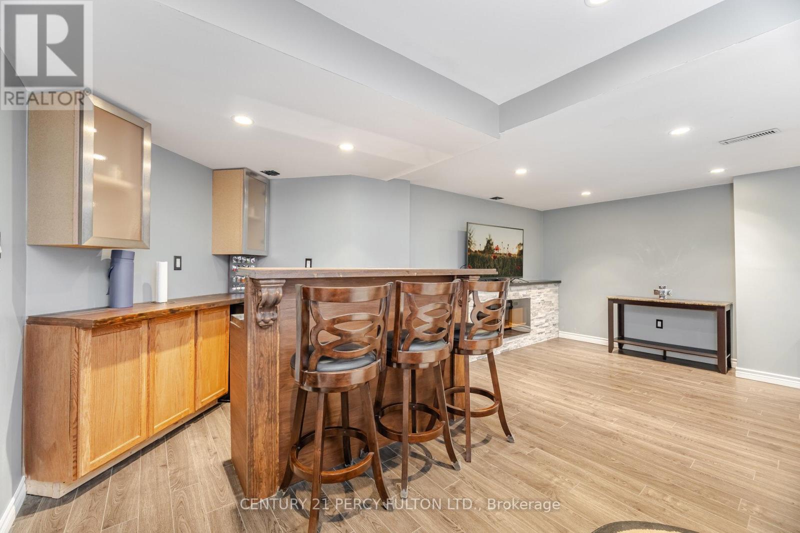 Photo 26 of 1602 Oakburn Street, Pickering ON