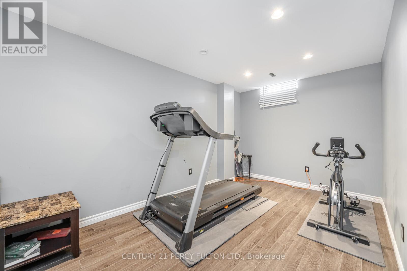 Photo 30 of 1602 Oakburn Street, Pickering ON