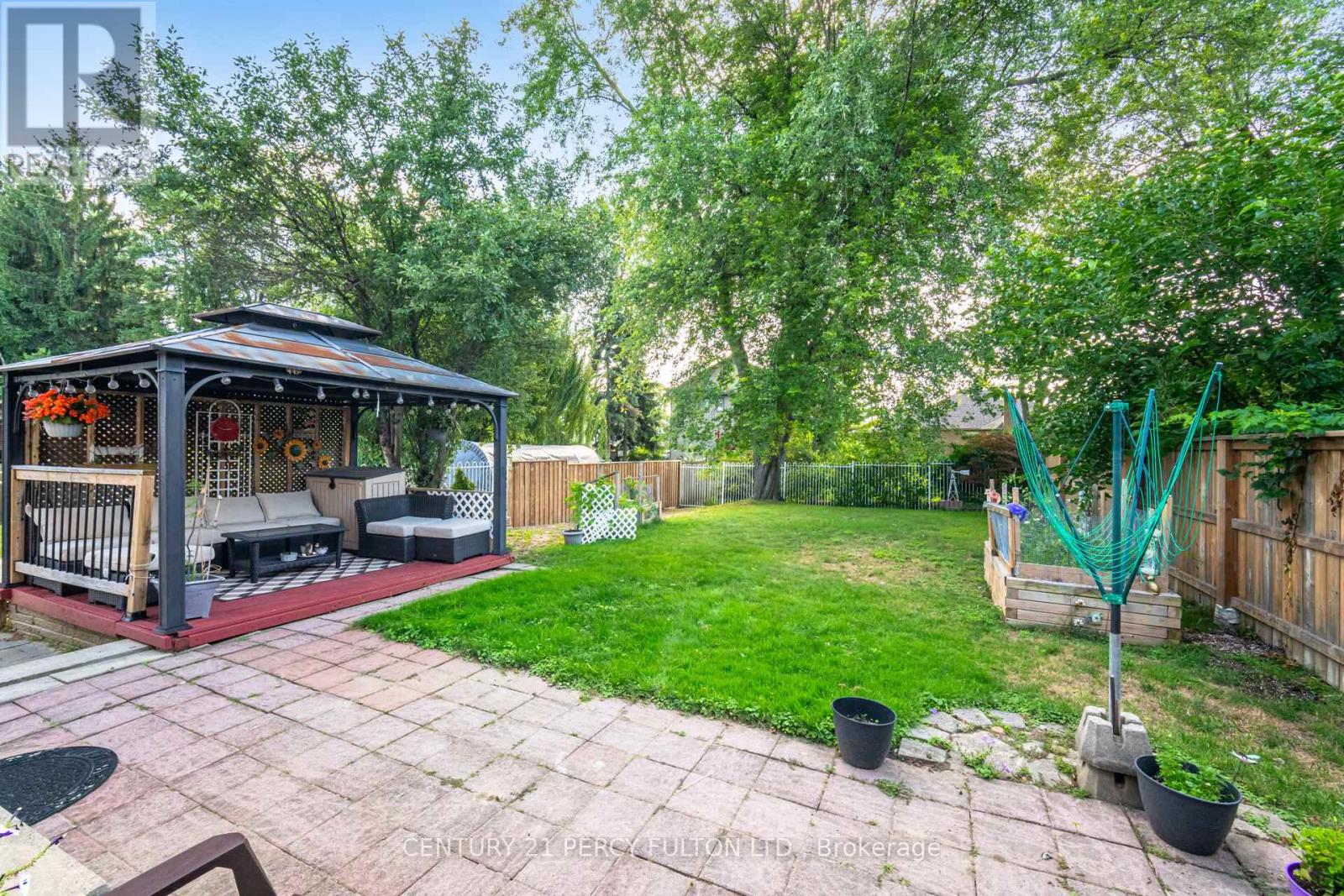 Photo 35 of 1602 Oakburn Street, Pickering ON
