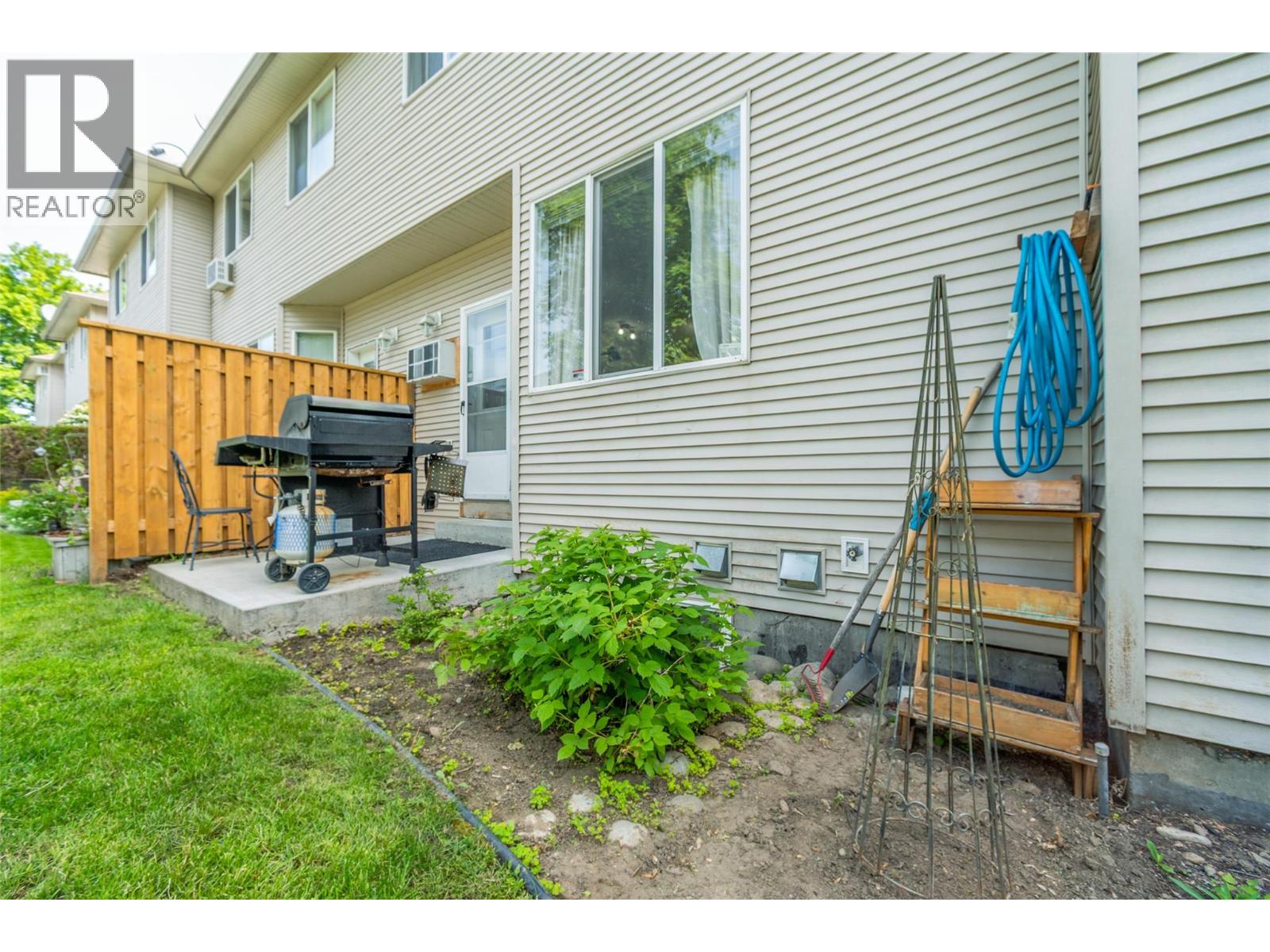 102 1420 Terai Road, Kelowna
